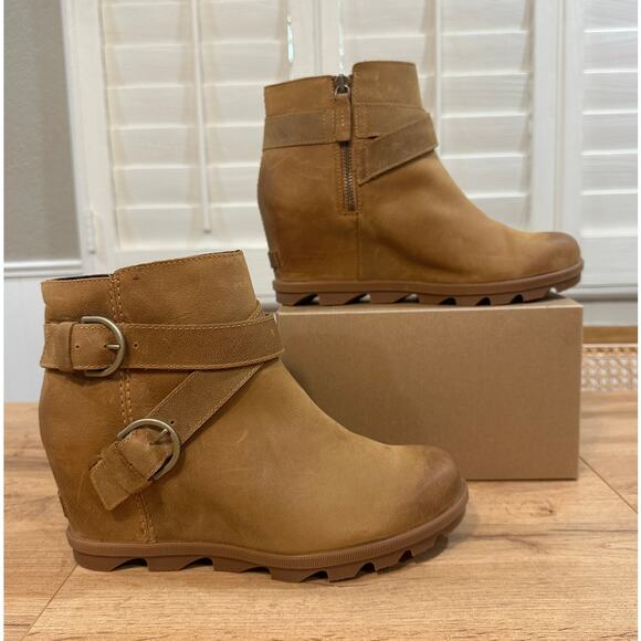 Sorel Women's Joan Of Arctic™ Wedge II Buckle Bootie WP Tan Leather Size 12 NWOB - Picture 2 of 14